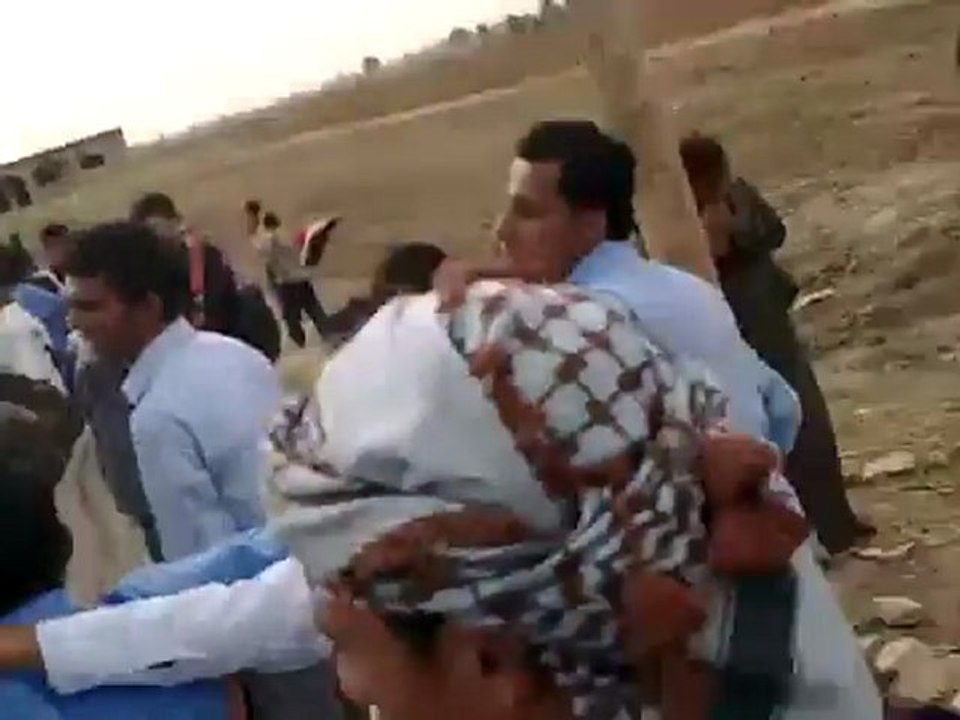 فري برس   دير الزور الشحيل مظاهرات الطلاب الاحرار للمطالبة باسقاط النظام 27 10 2011 ج1