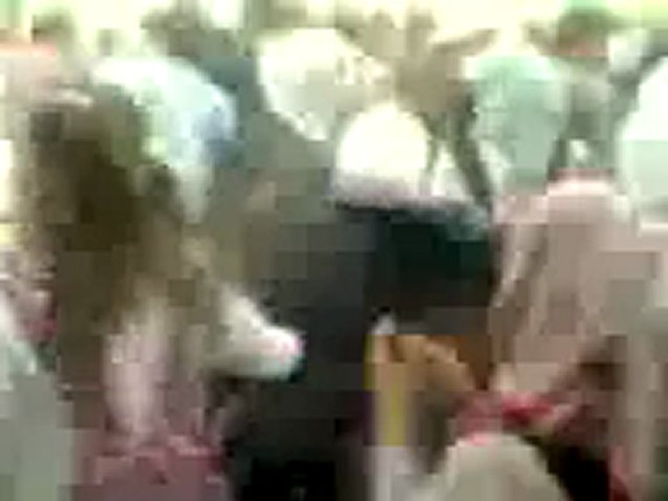 فري برس   دمشق برزة مظاهرات الطلاب الاحرار لرفض نظام الاسد والمطالبة باسقاط النظام 27 10 2011 ج3