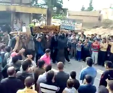 فري برس حماة كفرنبودة جمعة الحظر الجوي تشييع الشهيد حسين رحال 28 10 2011