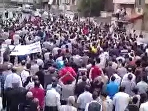 فري برس حمص القصور جمعة الحظر الجوي 28 10 2011 ج3