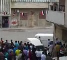 فري برس   حمص باب تدمر جمعة الحظر الجوي إطلاق النار على سيارة تسعف شاب  28 10 2011