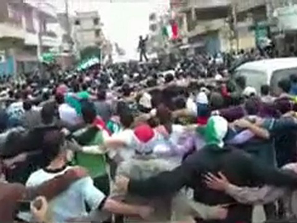 فري برس   قامشلو جمعة الحظر الجوي 28 10 2011