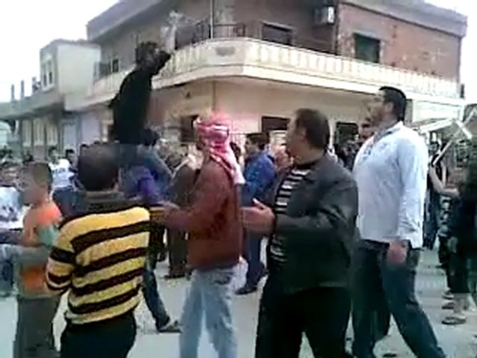 فري برس   الدرباسية ـ احرار الدرباسية الحسكة جمعة الحظر الجوي 28 10 2011 ج1