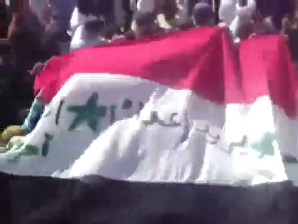فري برس   حلب تل رفعت جمعة الحظر الجوي 28 10 2011