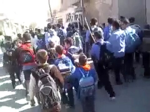 فري برس حلب عندان انتفاضة الطلاب الاحرار في احد تجميد العضوية 30 10 2011