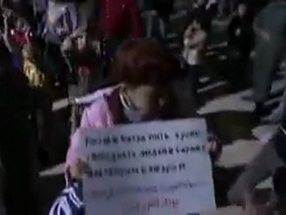 فري برس   مظاهرة مسائية  أحد تجميد العضوية    سرمين   إدلب  30 10 2011 ج3