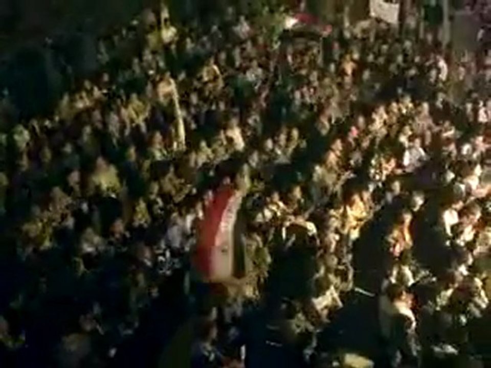 فري برس   ادلب جرجناز مظاهرة مسائية يوم الثلاثاء أغنية رائعة وتحية من ثوار جرجناز الى كل قنوات الإعلام الحر 1 11 2011