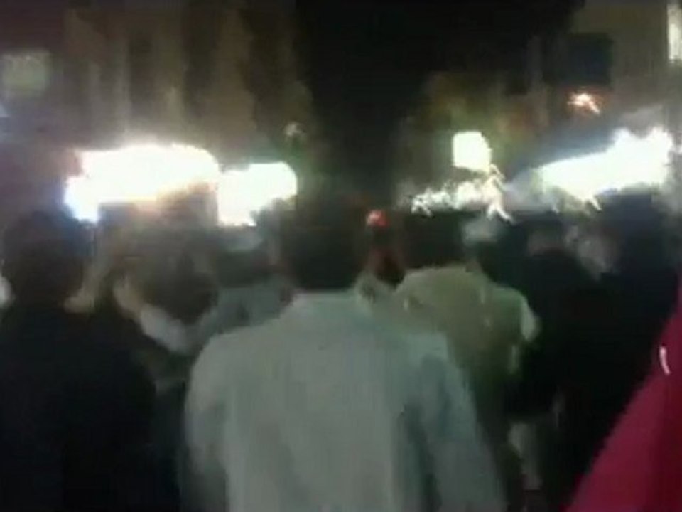 فري برس   ديرالزور مظاهرة العزة ردا على مظاهرة الخنازير في جبيلة الكرامة 1 11 2011