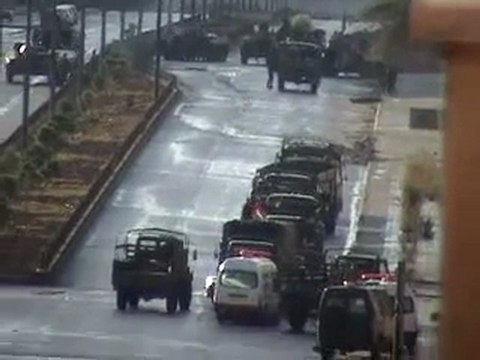 فري برس حمص المدينه الجامعيه انتشار الجيش والالياته ودباباته اثناء حصار وقصف حي باباعمرو 3 11 ج1