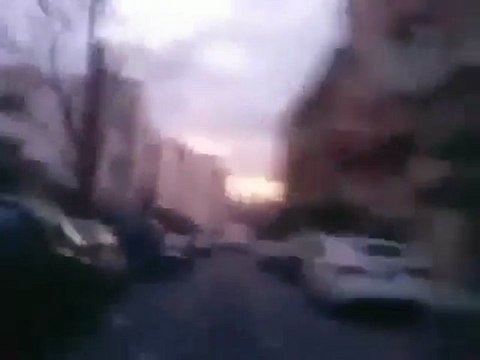 فري برس دمشق المزة نشر مناشير الحرية وتشويه صورة بشار الاسد 3 11 2011