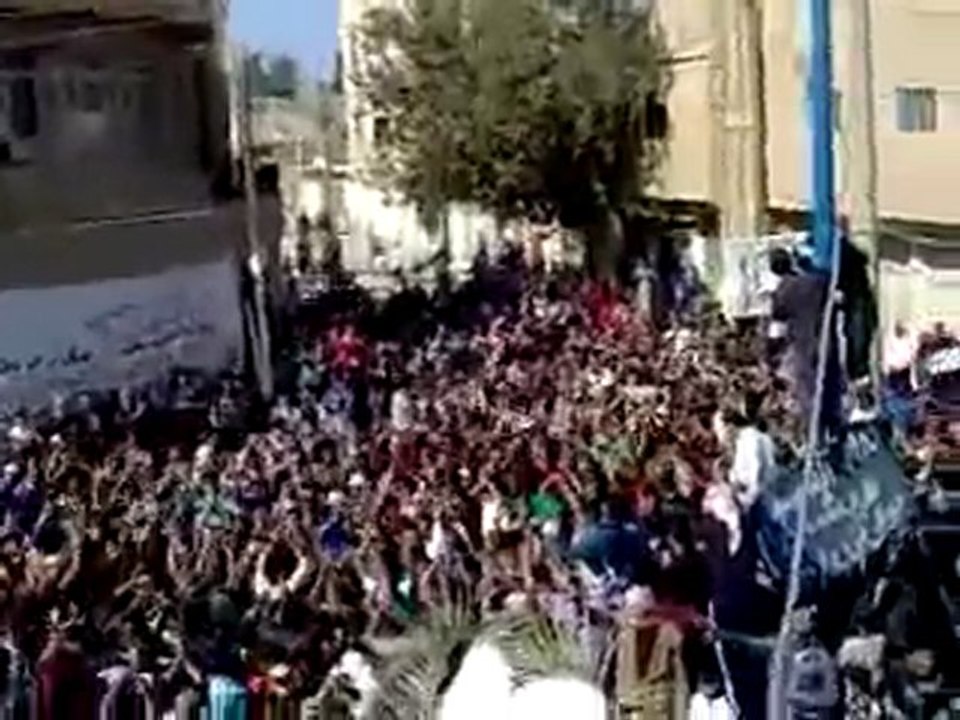 فري برس   دير الزور القورية انتفاضة الاحرار في جمعة الله أكبر 4 11 2011