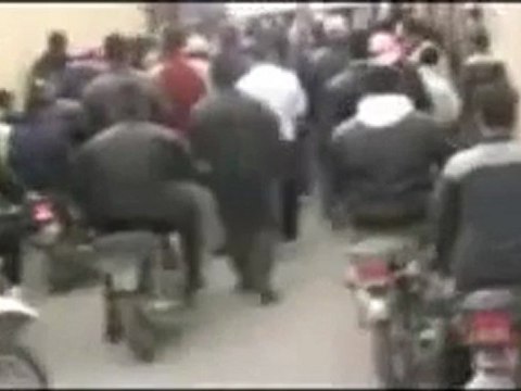 فري برس القلمون قارة جمعة الله أكبر على من طغى وتجبر 4 11 2011 ج1