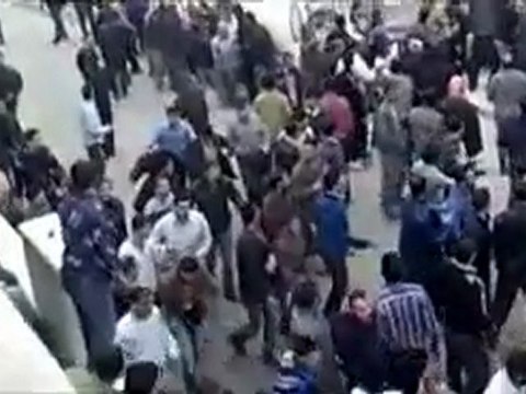 فري برس حلب صلاح الدين هجوم الامن بالغاز المسيل للدموع 4 11 2011