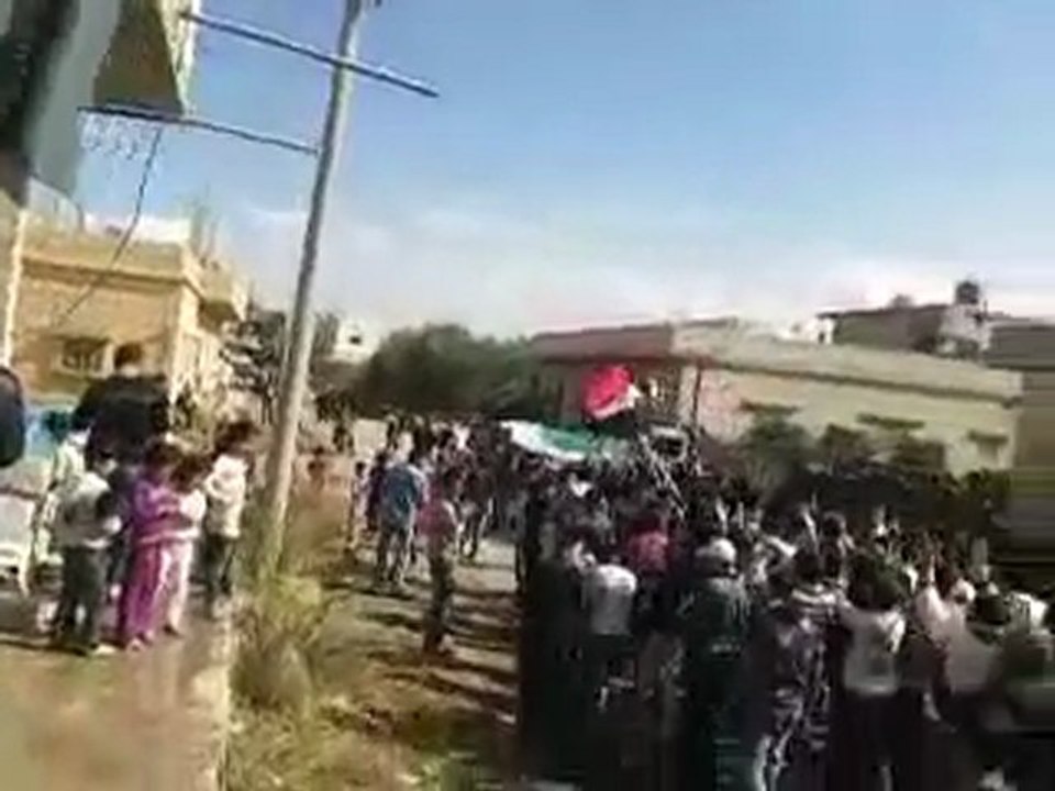 فري برس   درعا   المليحة الشرقية   جمعة الله أكبر 4 11 2011 ج2