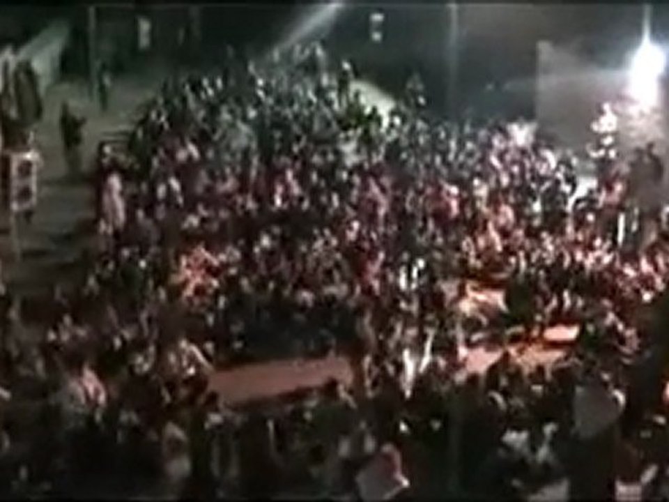 فري برس   حمص دير بعلبة مسائيات الثوار في وقفة عيد الاضحى  5 11 2011 ج1