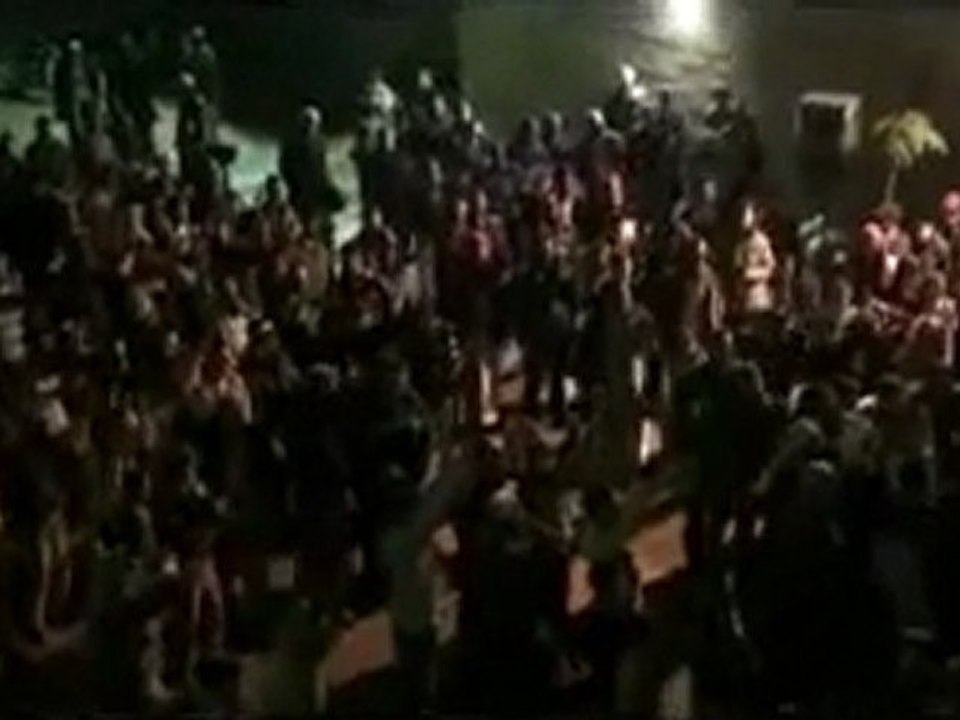 فري برس   حمص دير بعلبة مسائيات الثوار في وقفة عيد الاضحى  5 11 2011 ج2