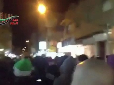 فري برس ديرالزور مظاهرة مسائية حي الجبيلة حرية للابد غصب عنك يااسد دم الشهداء مايروح هباء 5 11 2011