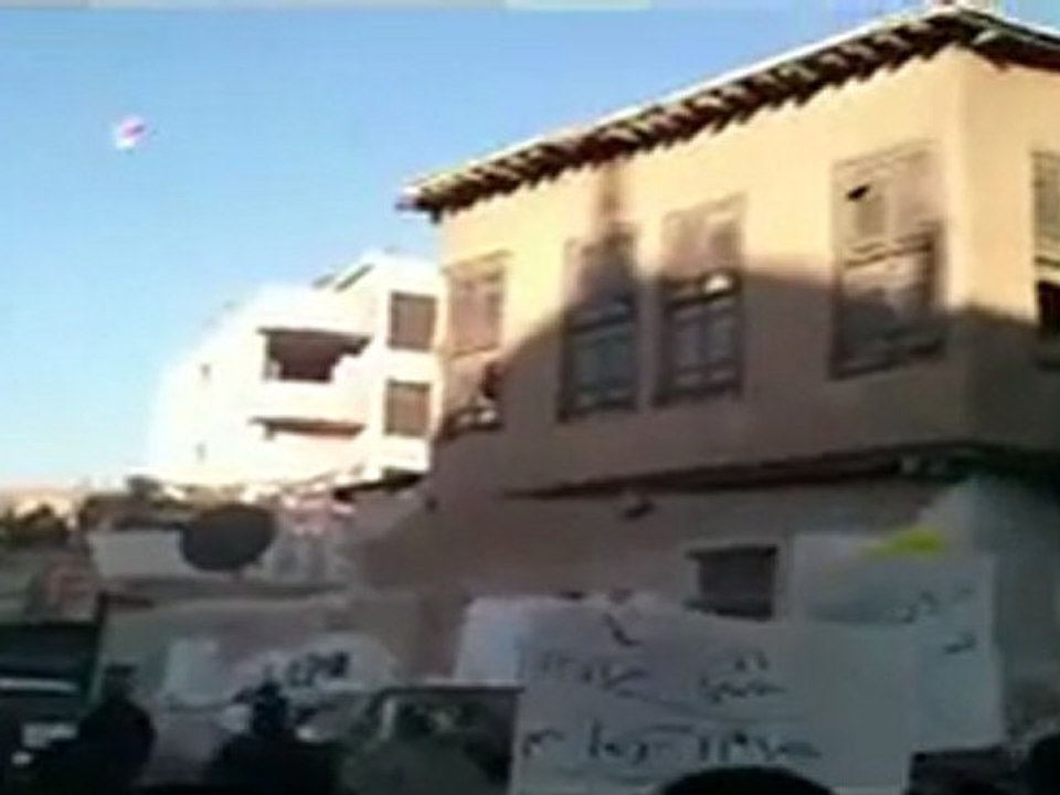 فري برس   دمشق القابون مظاهرة حاشدة من جامع أبو بكر الصديق في أول أيام عيد الأضحى المبارك 6 11 2011 ج1