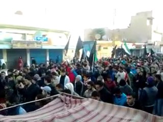 فري برس   مظاهرة القامشلي في صبيحة يوم العيد 6 11 2011 جء3