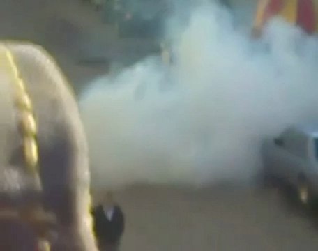 فري برس دمشق كفرسوسة إطلاق غاز مسيل للدموع على المتظاهرين 6 11 2011