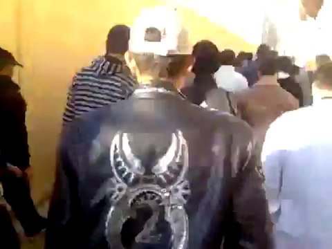 فري برس مظاهرة جامع عثمان في حماه صباح العيد 6 11 2011 ج1