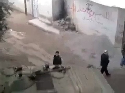 فري برس ريف دمشق كناكر إطلاق الرصاص من الدبابات 6 11 2011