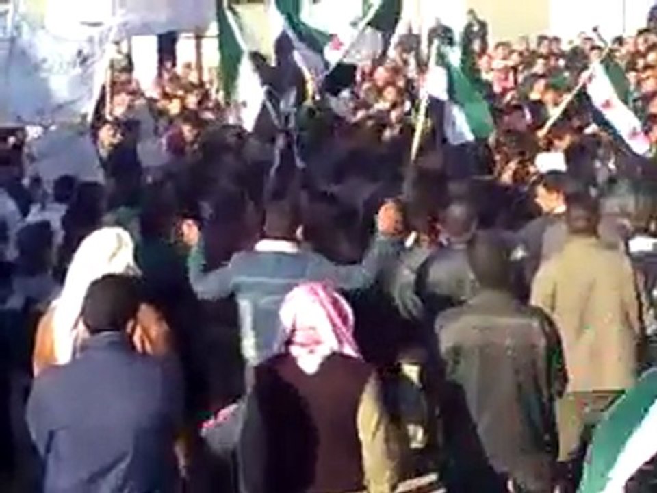 فري برس   حماه كفرنبودة مظاهرة رائعة لاحرار كفرنبودة نصرة لبابا عمرو الجريحة في ثاني ايام الاضحى المبارك 7 11 2011