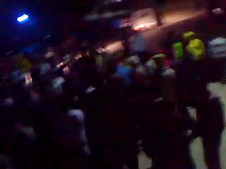 فري برس    حماة حي القصور مسائية حاشدة نصرة لحمص العدية 8 11 2011 ج1