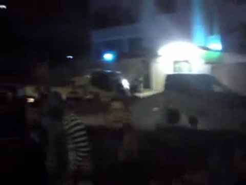 فري برس حماة حي القصور مظاهرة مسائية نصرة لبابا عمرة الجريحة 7 11 2011