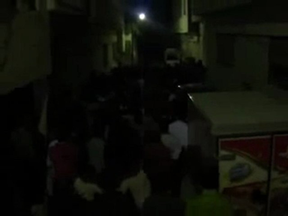 فري برس مسائية حمص باب الدريب حي الورشي رغم الحصار خرجنا 8 11 2011