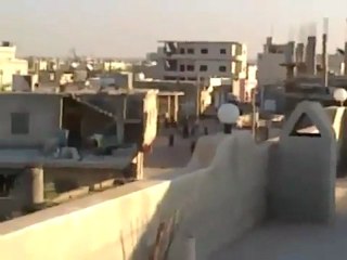 فري برس   حوران عتمان هجوم الأمن على المتظاهرين 8 11 2011