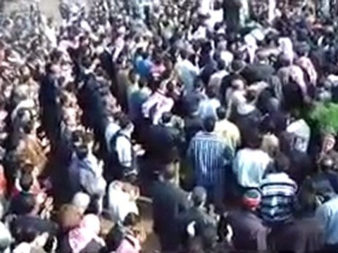 فري برس درعا الصنمين الصلاة على الشهيد محمد الزعبي 15 11 2011