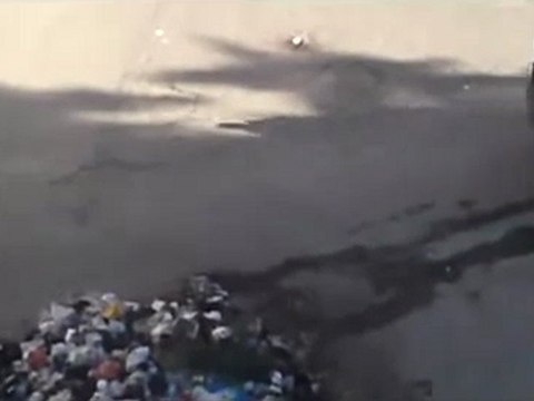 فري برس حمص حي الخالدية اقتحام قوات الامن لحي الخالدية رابع ايام عيد الاضحى المبارك 9 11 2011 ج4