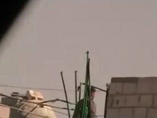 فري برس   دمشق برزة تواجد القناصة على الاسطح 11 11 2011