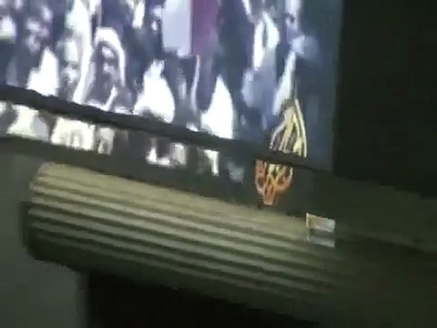 فري برس حمص ديربعلبة مظاهرة مسائية حاشدة وتحية لاحياء حمص 11 11 2011