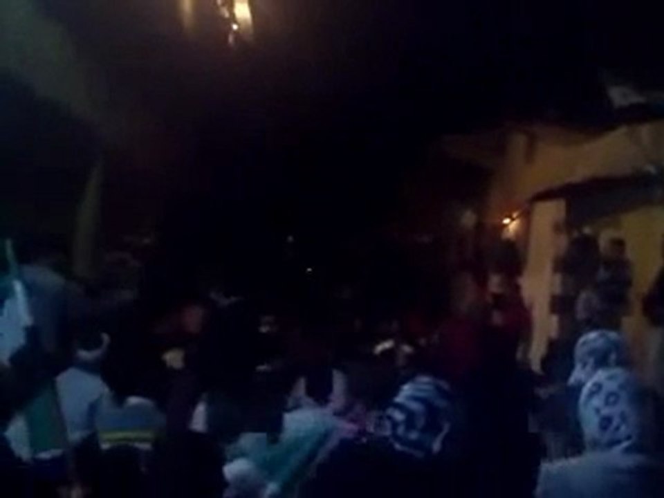 فري برس   حمص الميدان مظاهرة مسائية لحرائر واحرار الميدان الشعب يريد تجميد العضوية 11 11 2011