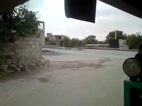 فري برس ادلب حاس تحركات الجيش 12 11 2011