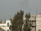 فري برس   حمص بابا عمرو قصف المنازل بشكل عشوائي وتصاعد أعمدة الدخان 14 11 2011 جـ6