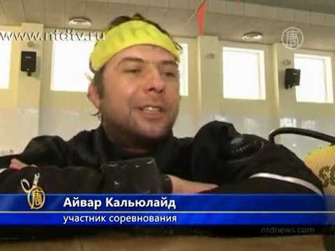 Эстонские дайверы сыграли в шашки под водой