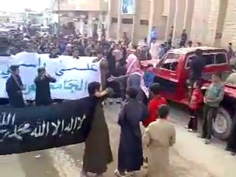 فري برس حمص السخنة مظاهرات الاحرار في اربعاء التآخي الوطني 16 11 2011