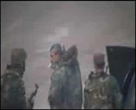 فري برس العميد المجرم قائد العمليات في مدينة القصير خلال تواجده في المشفى الوطني الذي أصبح ثكنة عسكرية