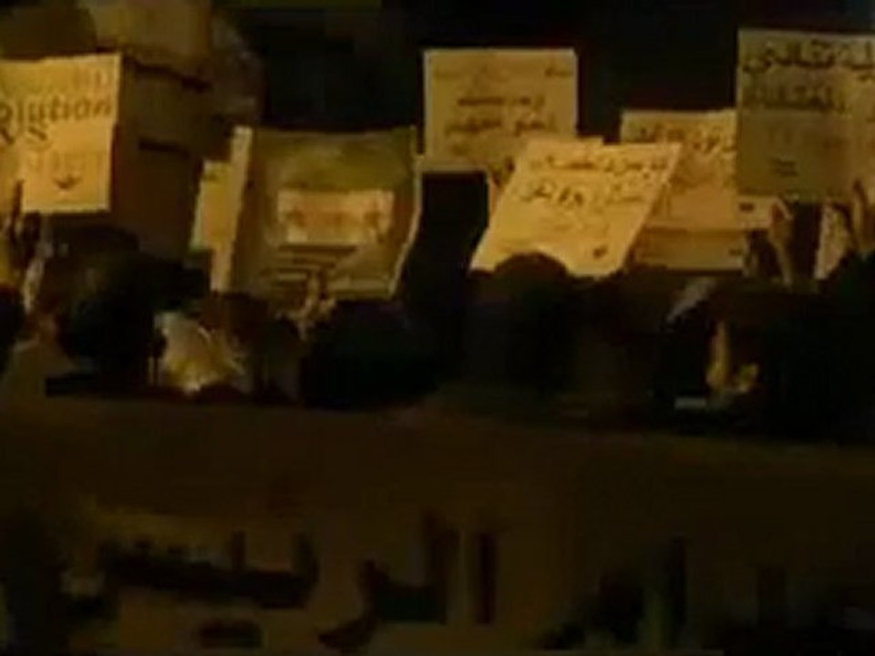 فري برس   حمص المحتلة   حي الغوطة مظاهرة مسائية آنا طالع 16 11 2011