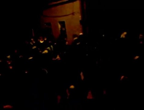 فري برس عسال الورد ريف دمشق أحرار القلمون يتظاهرون في أربعاء التآخي الوطني عرب وكورد 16 11 2011 ج1