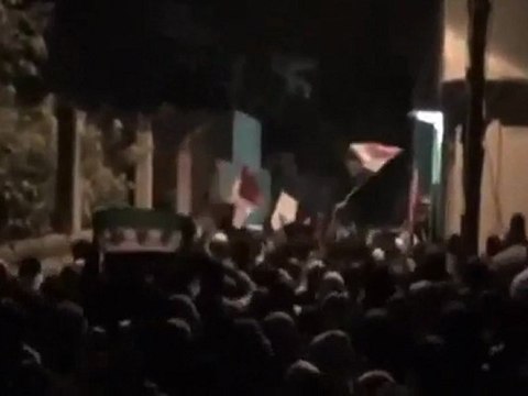 فري برس دمشق كفرسوسة مظاهرة مسائية من جامع علي 17 11 2011