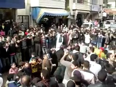 فري برس مظاهرة مضايا في جمعة طرد السفراء 18 11 2011 ج3
