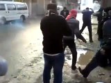 فري برس   حلب   اعزاز    اطلاق غاز مسيل للدموع لتفريق المظاهرة 18 11 2011