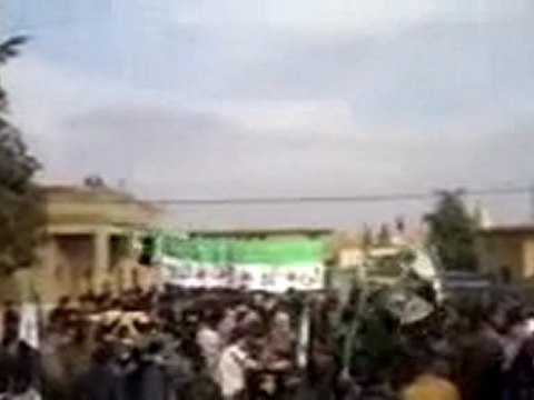 فري برس إدلب سراقب كفرعميم جمعة طرد السفراء 18 11 2011 جـ2