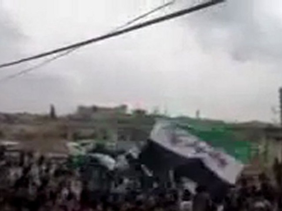 فري برس   إدلب   سراقب   كفرعميم جمعة طرد السفراء 18 11 2011 جـ5