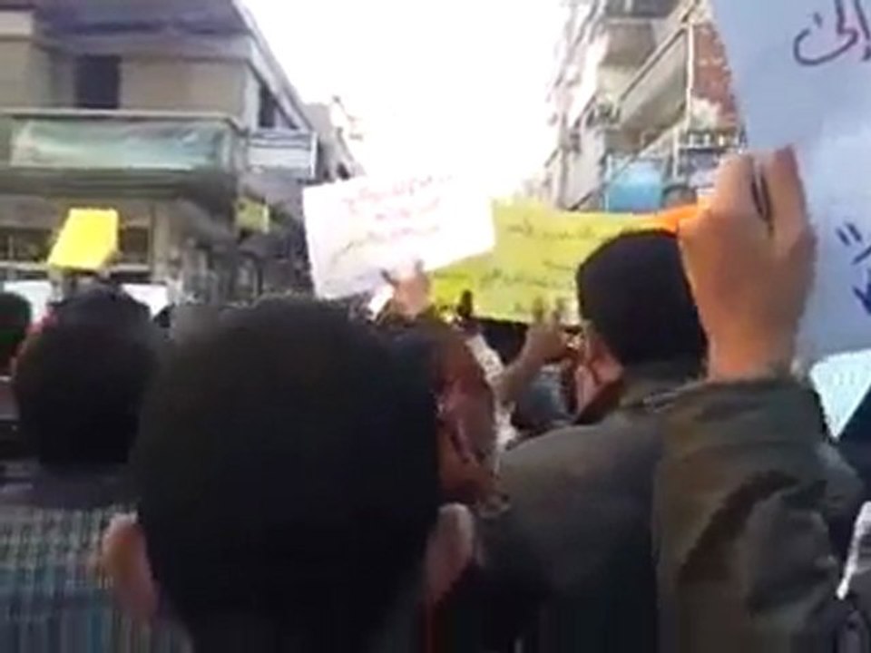 فري برس   ريف دمشق زملكا مظاهرات الاحرار في أحد الطفل السوري 20 11 2011 جـ3