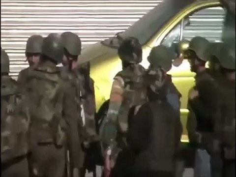 فري برس ريف دمشق حرستا انتشار عصابات الاسد واهانة المدنيين 22 11 2011 ج3